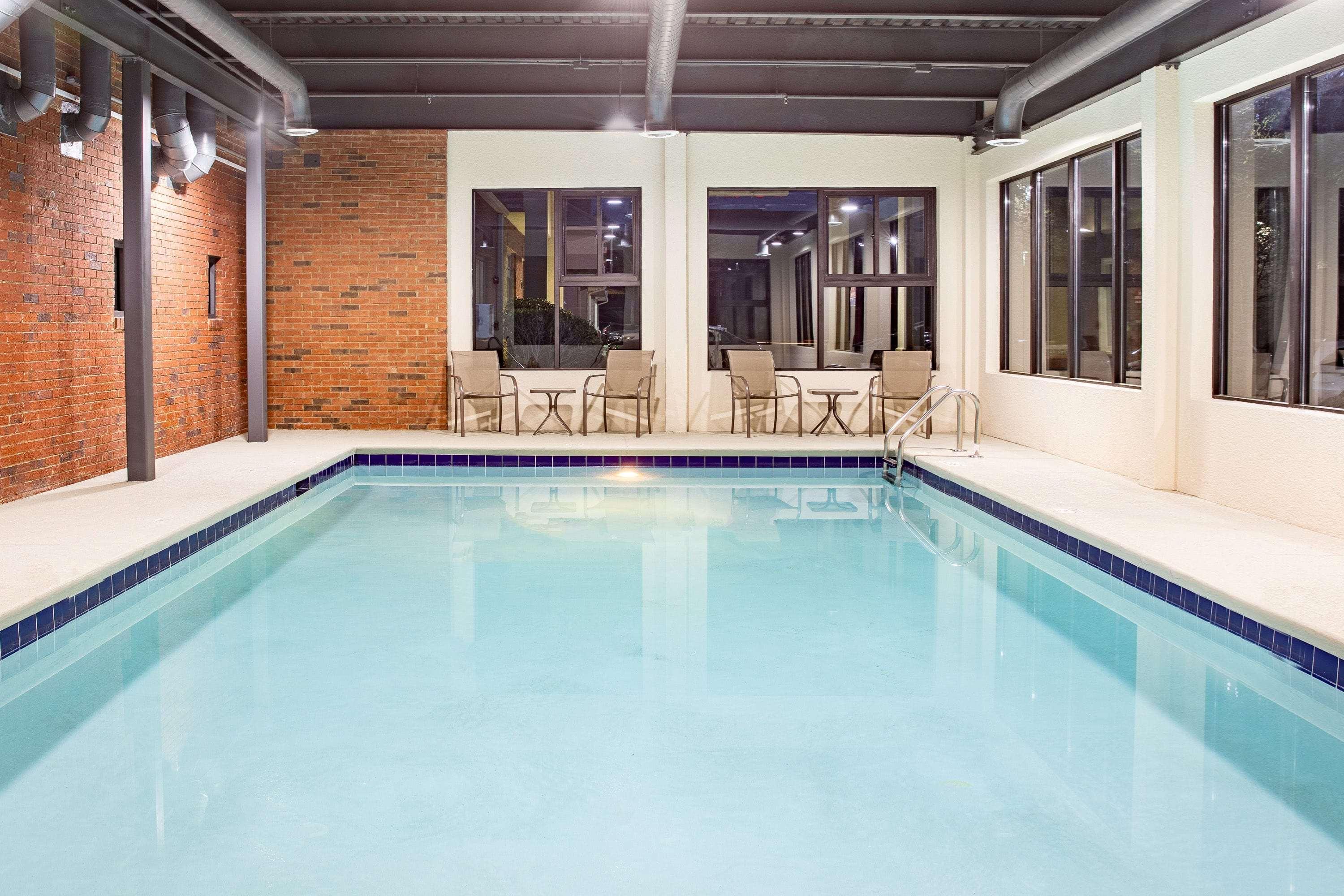 Ramada By Wyndham Alpharetta Atlanta North Hotel Bagian luar foto