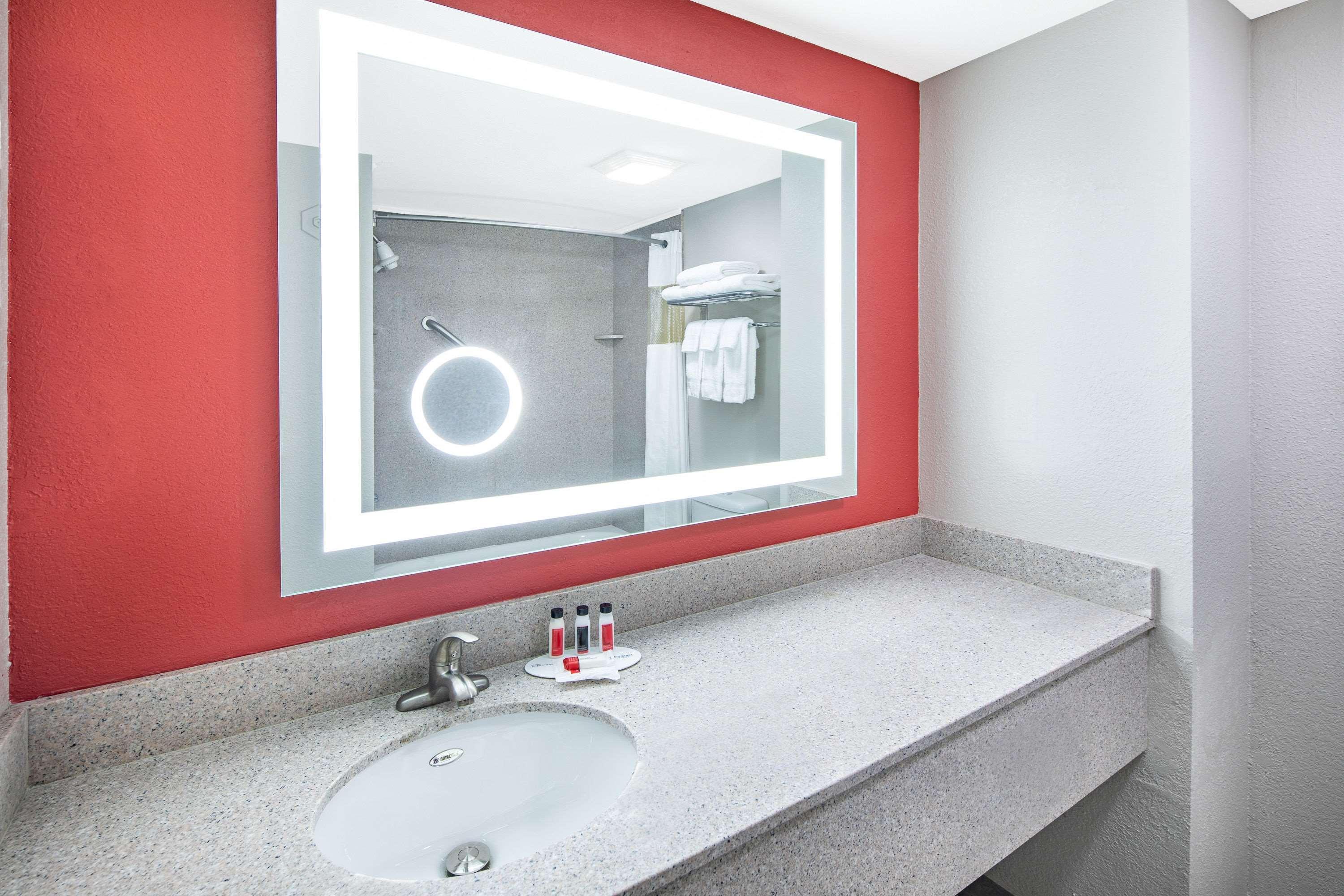 Ramada By Wyndham Alpharetta Atlanta North Hotel Bagian luar foto